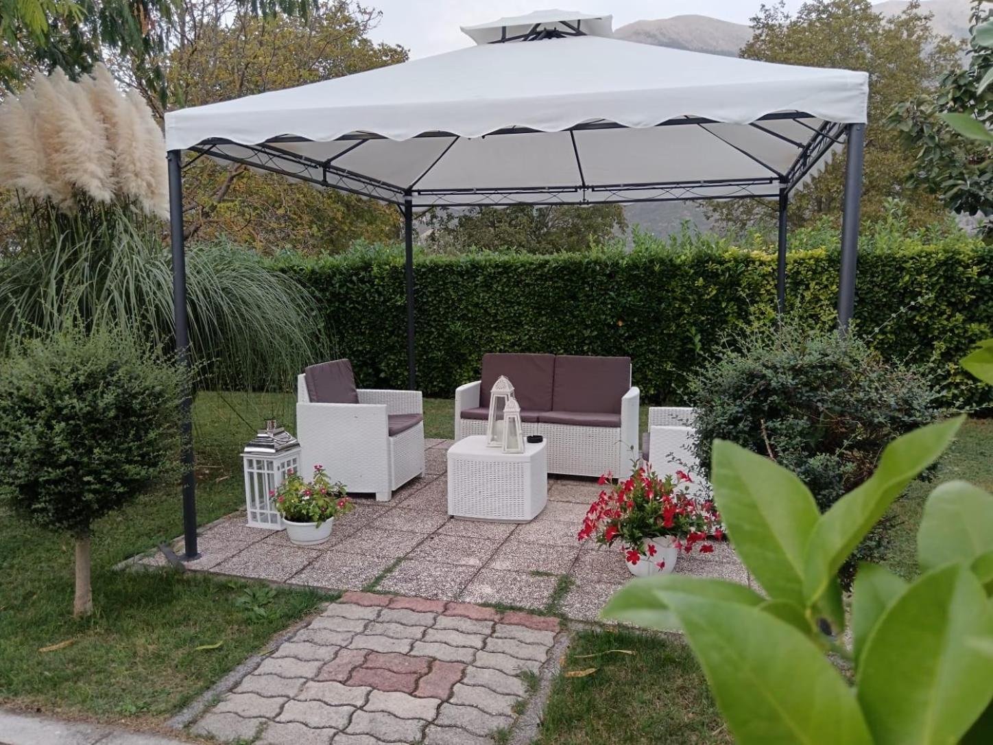 Villa Parco Delle Rose Sulmona Esterno foto