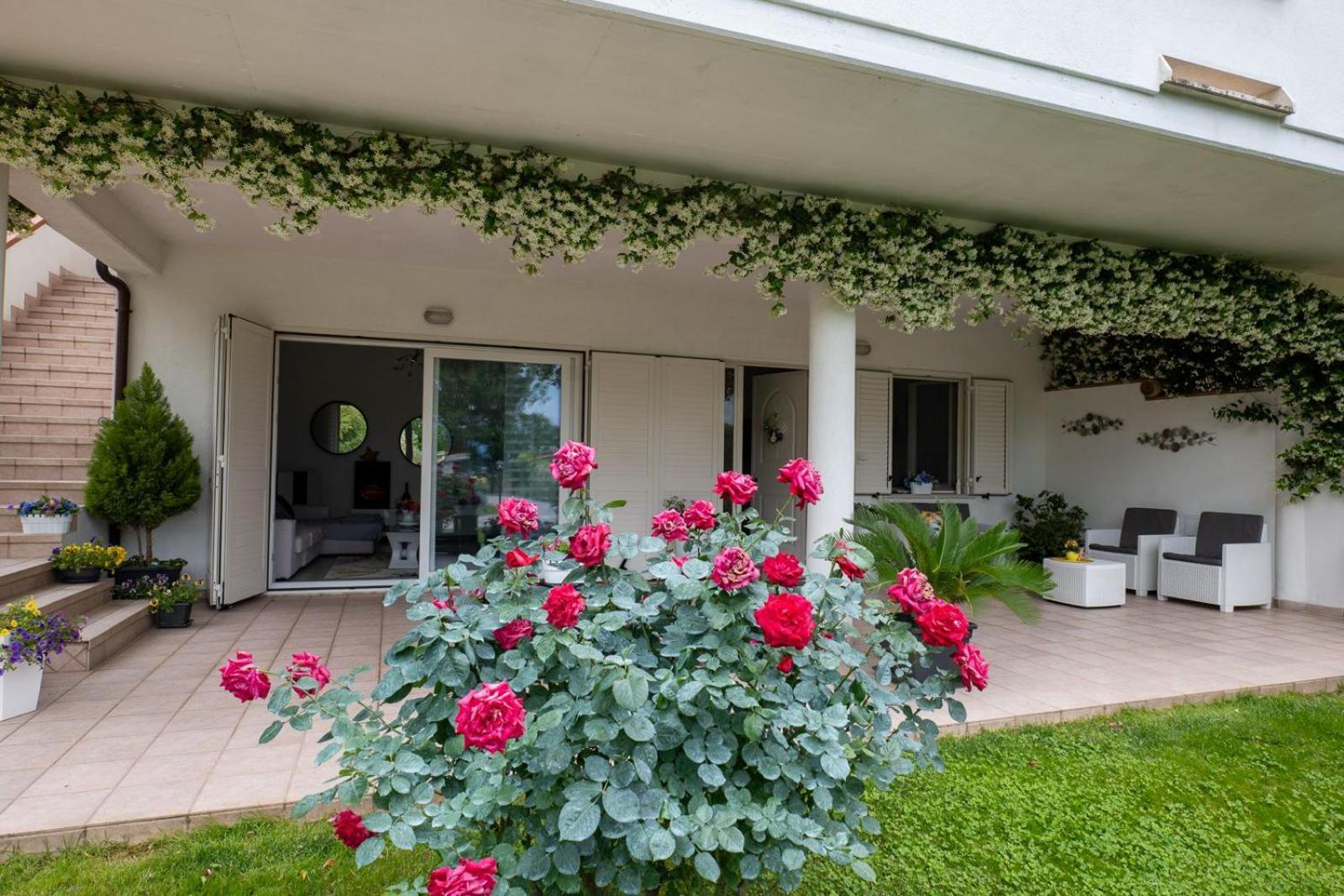 Villa Parco Delle Rose Sulmona Esterno foto